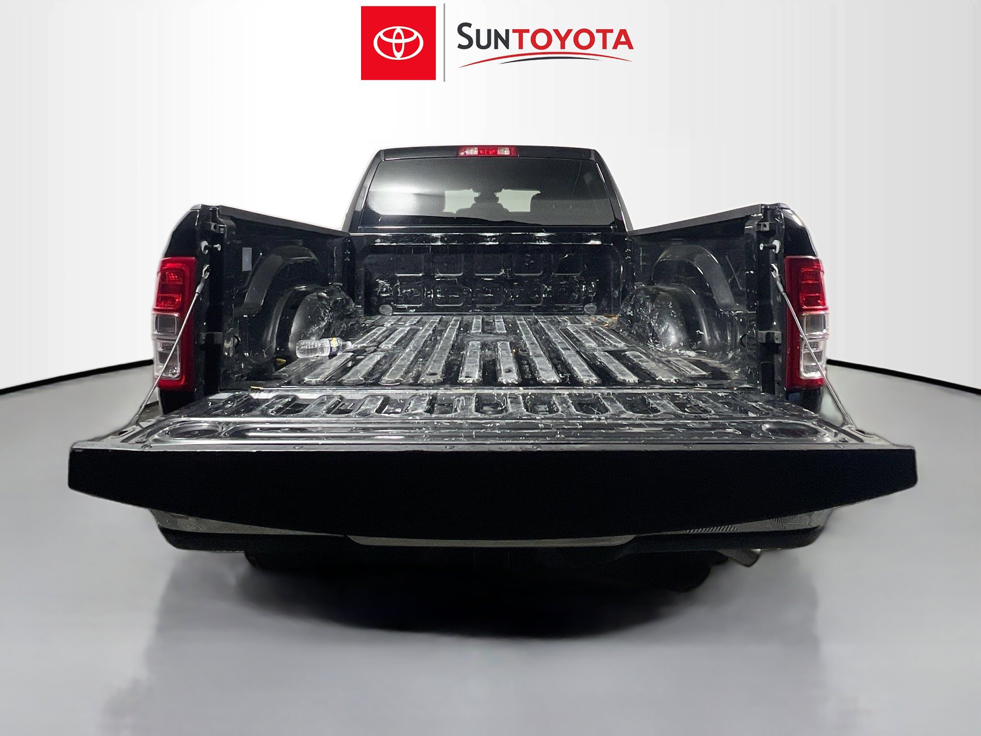 Used 2024 RAM 2500 Big Horn image 34