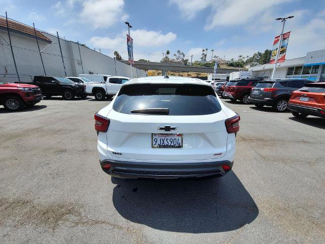 Used 2024 Chevrolet Trax RS FWD image 7