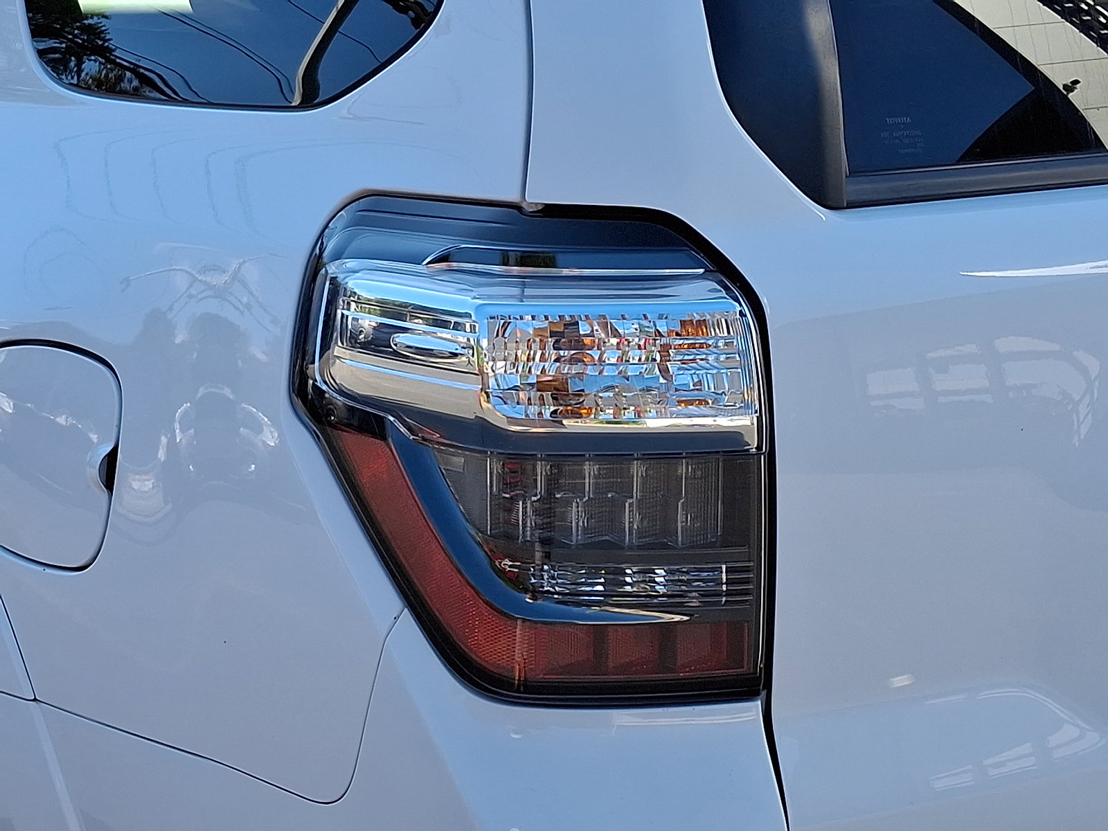 Used 2019 Toyota 4Runner SR5 image 10