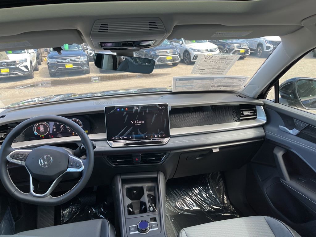 New 2026 Volkswagen Tiguan SE image 25