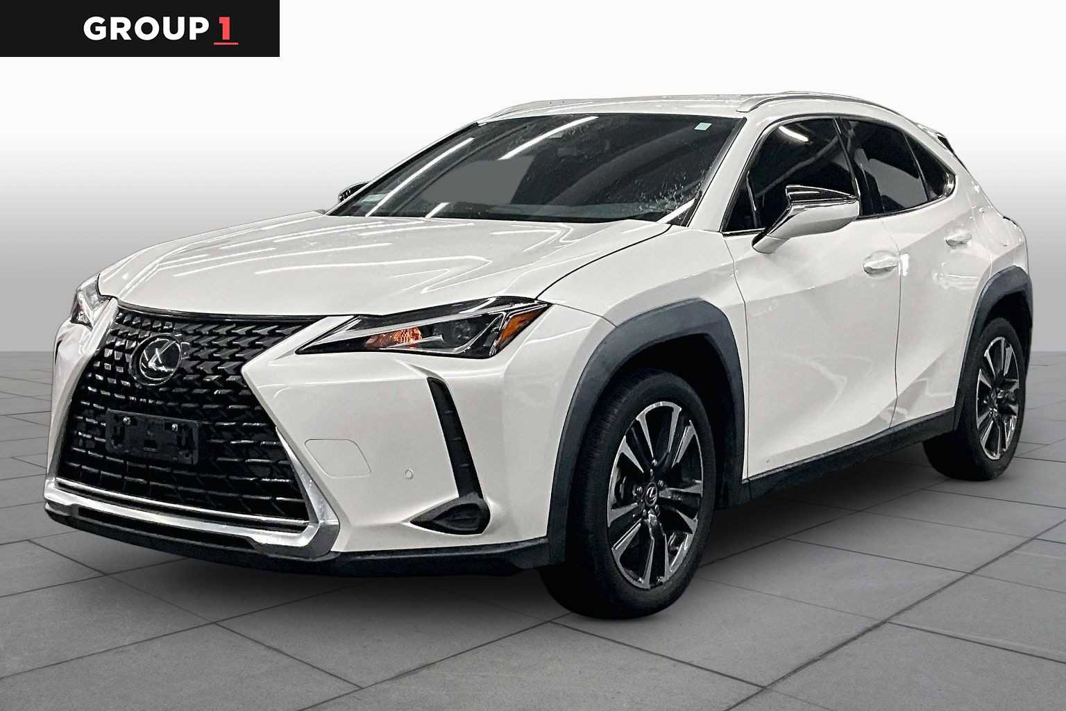 Used 2022 Lexus UX 200 w/ Accessory Package (Z1) FWD video 1