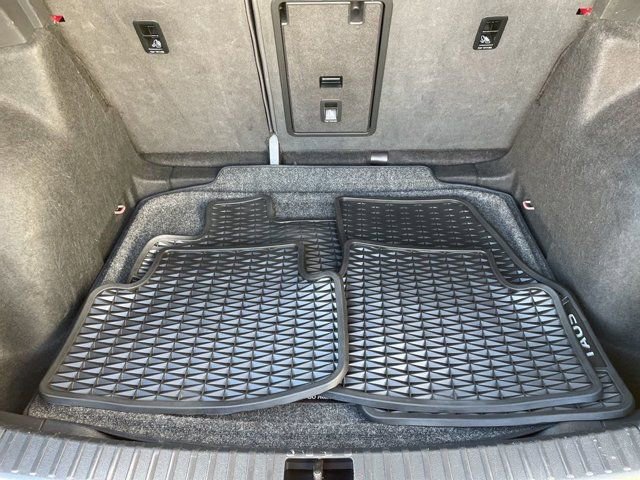 Used 2022 Volkswagen Taos SE image 20