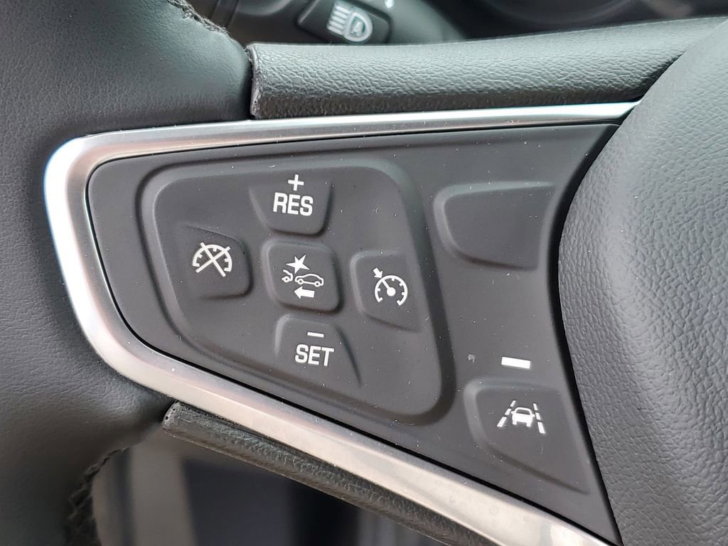 Used 2023 Chevrolet Equinox LT AWD/4WD image 9