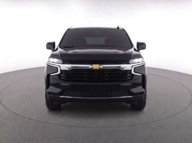 Used 2025 Chevrolet Tahoe LS RWD image 5