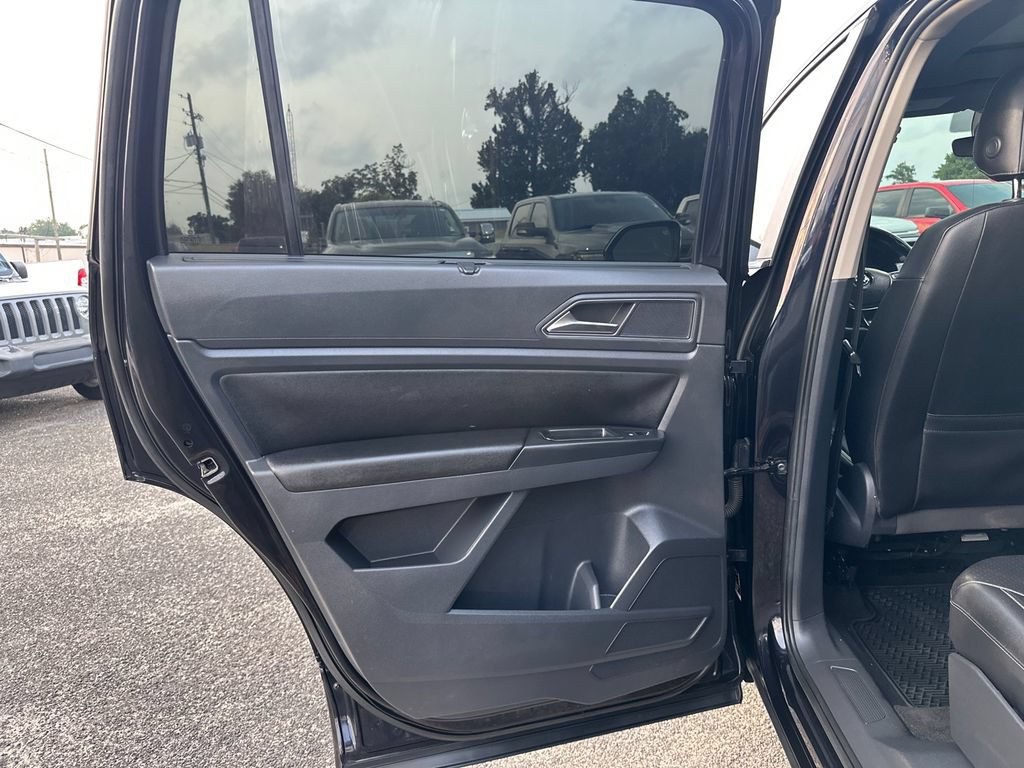 Used 2018 Volkswagen Atlas SEL AWD/4WD image 12