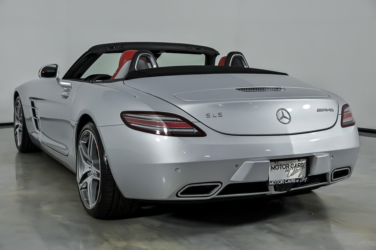 Used 2012 Mercedes-Benz SLS AMG Roadster image 10