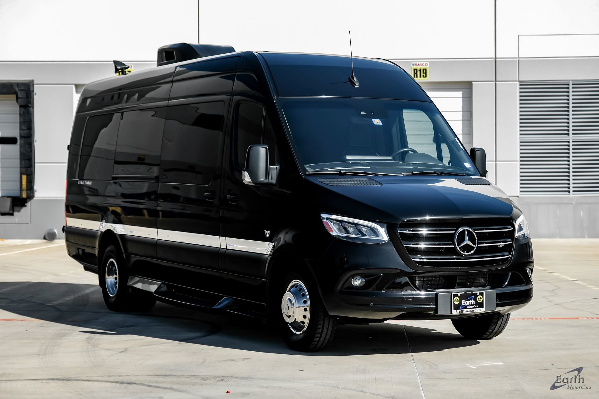Used 2023 Mercedes-Benz Sprinter 3500 image 21