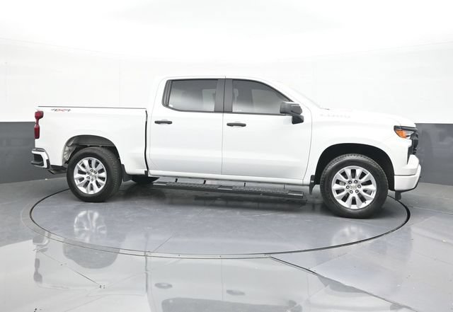 Used 2025 Chevrolet Silverado 1500 Custom AWD/4WD image 17