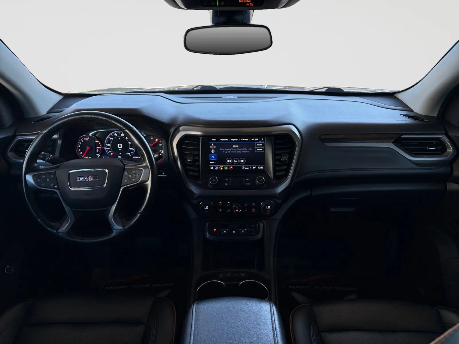 Used 2022 GMC Acadia AT4 w/ Technology Package AWD/4WD image 24