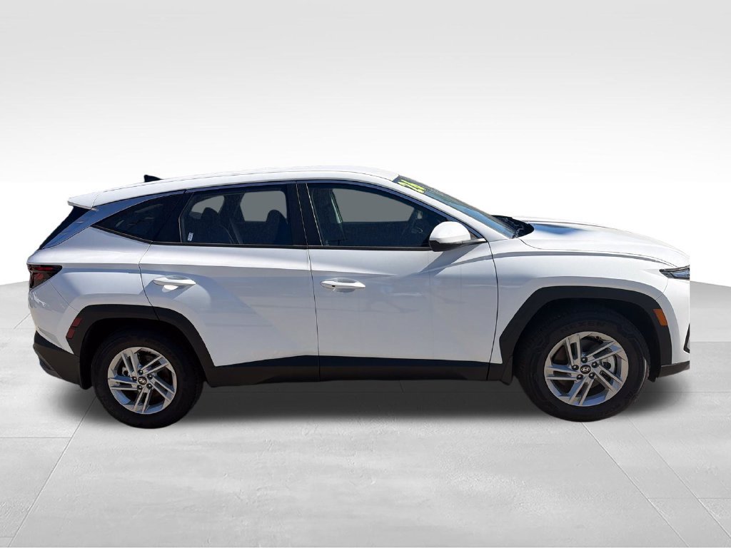 Used 2026 Hyundai Tucson SE FWD image 6