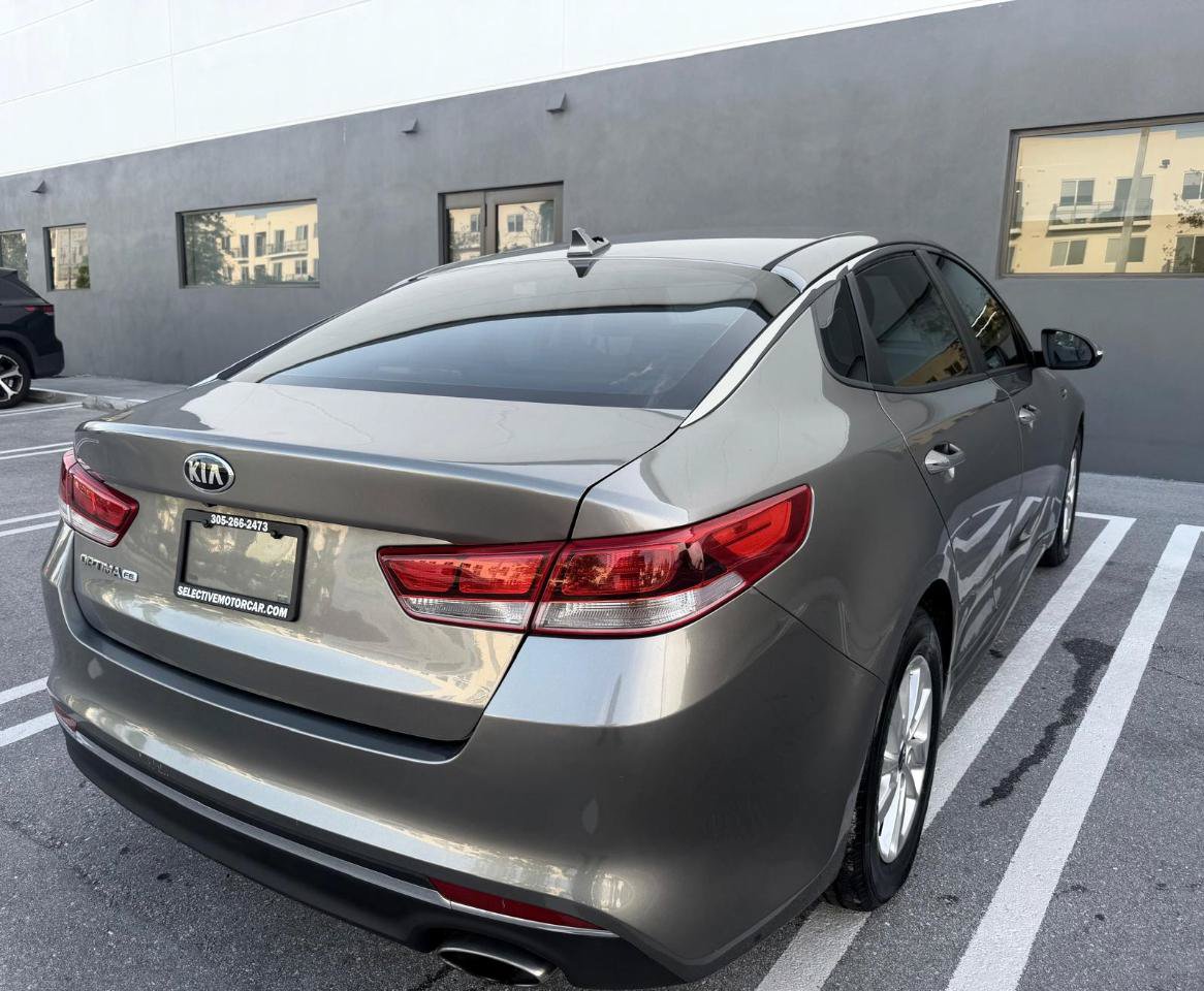 Used 2016 Kia Optima LX FWD image 11