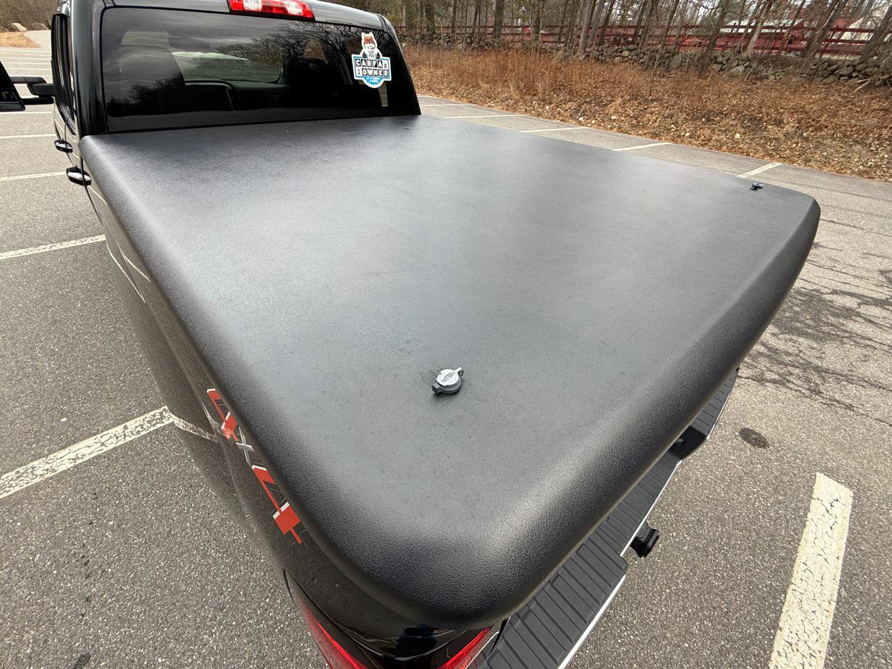 Used 2018 Chevrolet Silverado 2500 LT w/ LT Convenience Package image 3