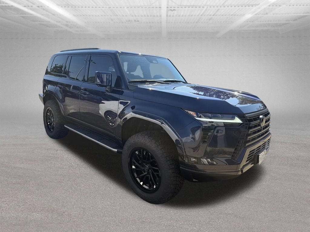 Used 2025 Lexus GX 550 w/ Accessory Package (2T) AWD/4WD image 7