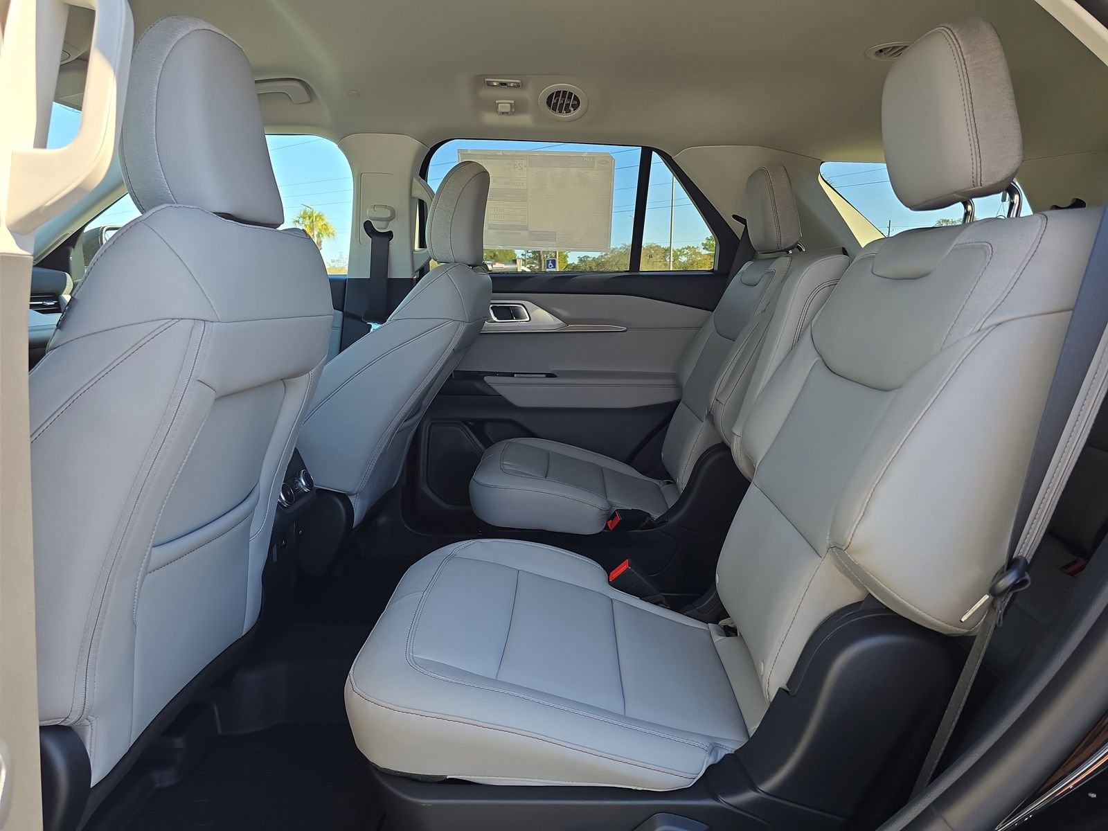 New 2026 Ford Explorer Active w/ Active Comfort Package RWD image 12
