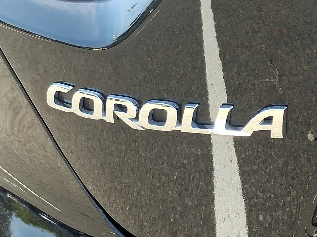 Used 2024 Toyota Corolla LE FWD image 30