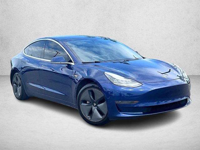 Used 2020 Tesla Model 3 Standard Range Plus image 11
