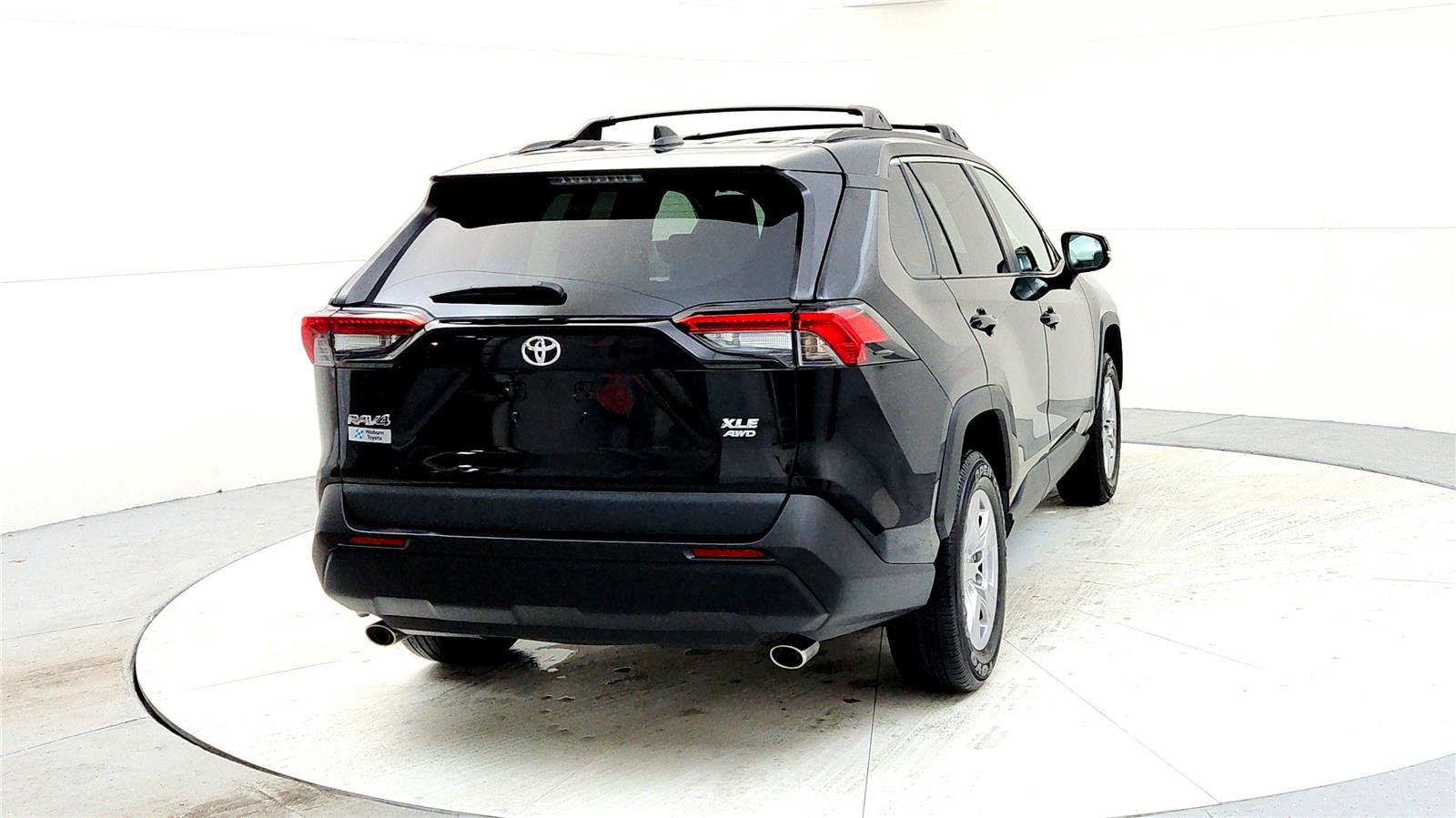 Certified 2023 Toyota RAV4 XLE w/ Convenience Package image 5