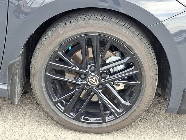 Used 2025 Toyota Camry SE image 8