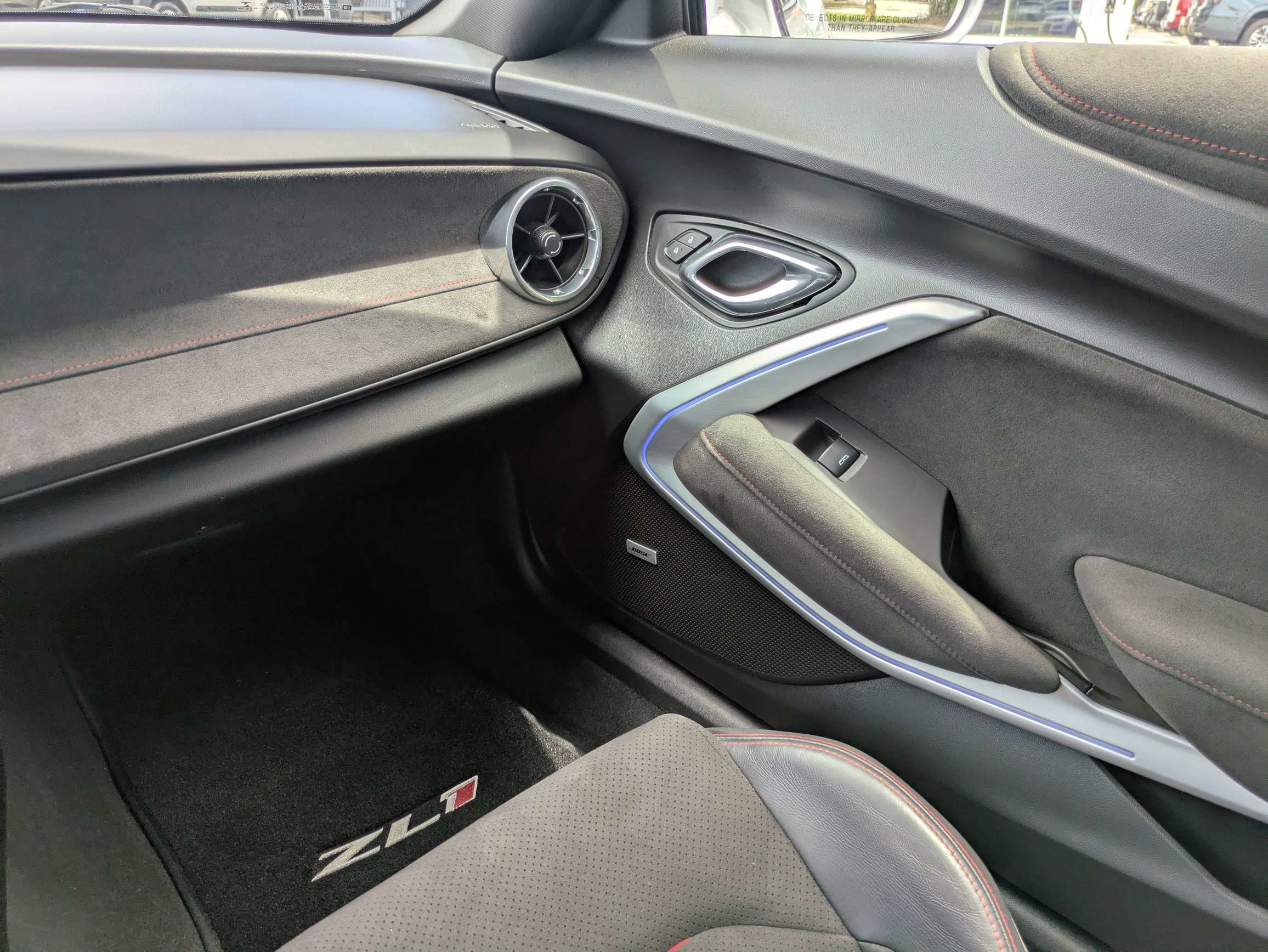 Used 2017 Chevrolet Camaro ZL1 RWD image 9