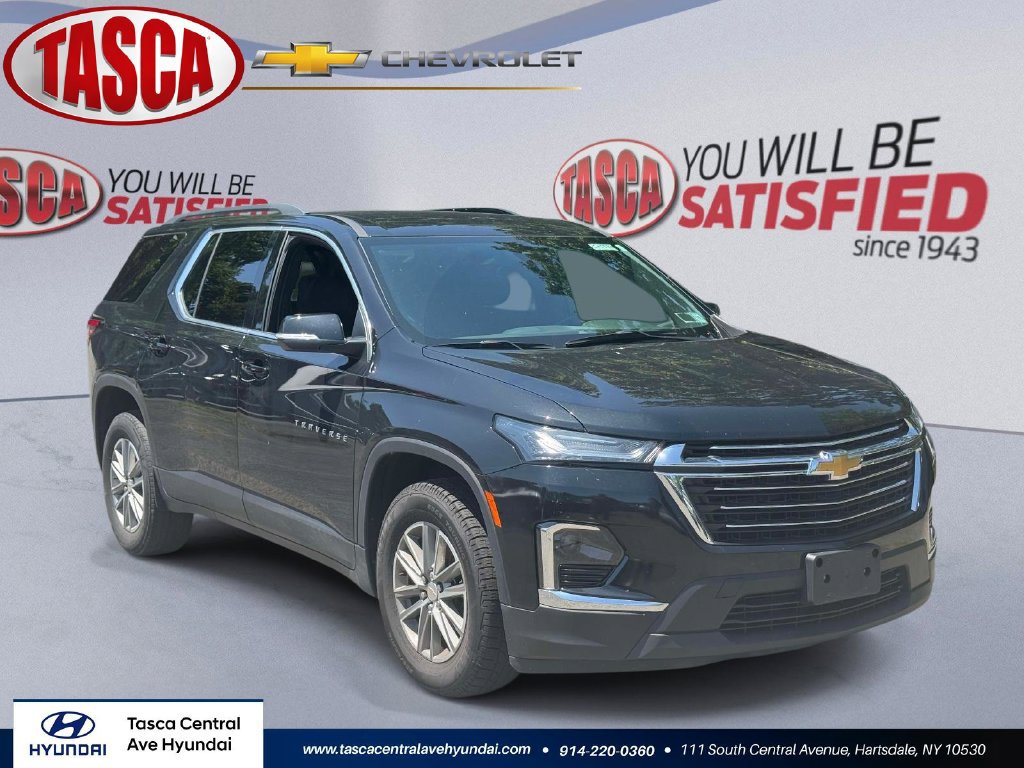 Used 2024 Chevrolet Traverse LT