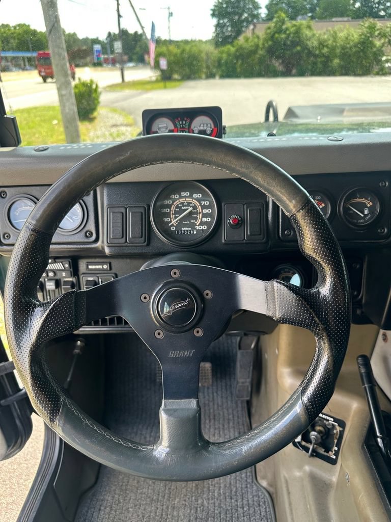 Used 1995 HUMMER H1 4-Door Wagon AWD/4WD image 23