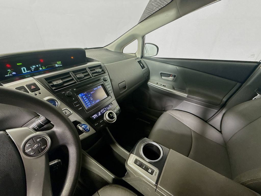 Used 2012 Toyota Prius V Two FWD image 21