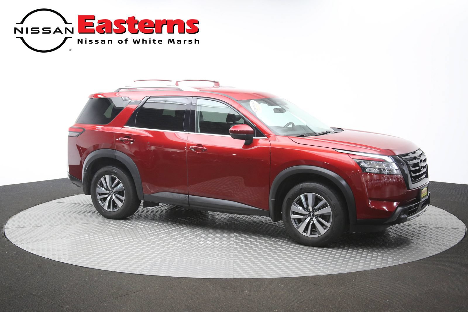 Used 2023 Nissan Pathfinder SL w/ Lighting Package (N92) AWD/4WD image 43