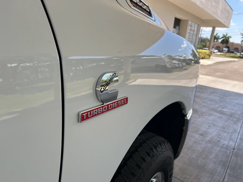 Used 2025 RAM 3500 Tradesman w/ Chrome Appearance Group AWD/4WD image 27