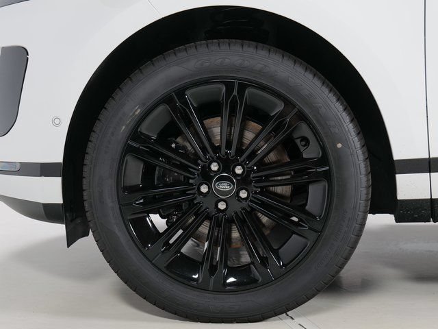 New 2026 Land Rover Range Rover Evoque S AWD/4WD image 9