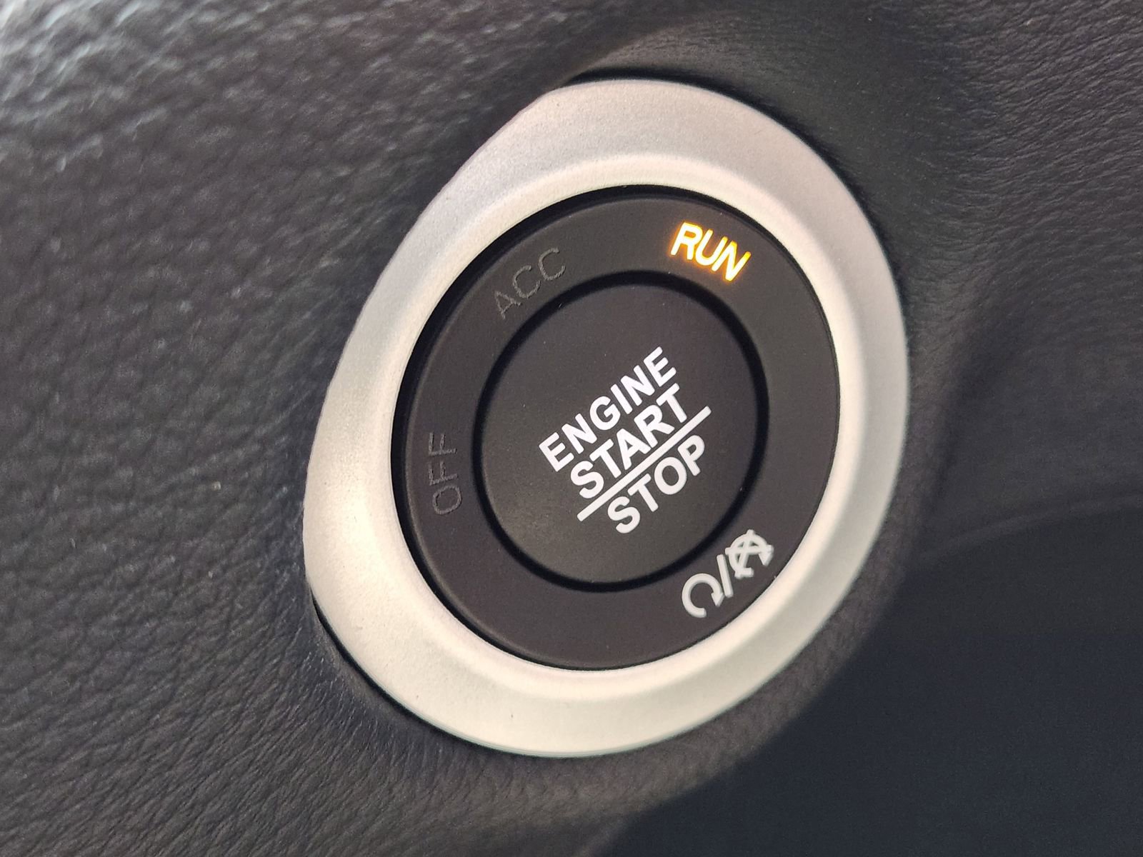 New 2026 Chrysler Pacifica Select w/ S Appearance Package FWD image 17
