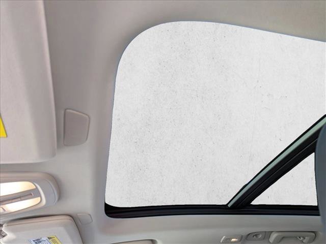 Certified 2025 Volvo XC90 B6 Plus w/ Protection Package Premier image 15