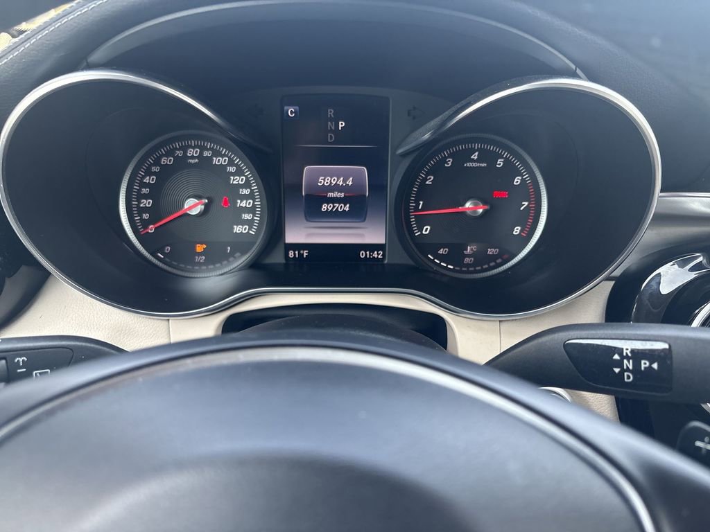 Used 2017 Mercedes-Benz GLC 300 4MATIC image 10