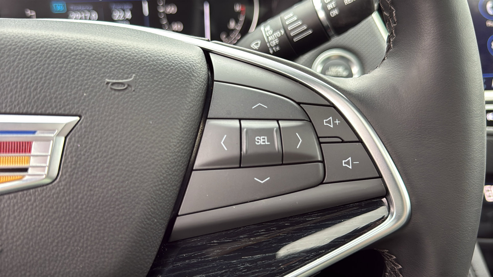 Used 2025 Cadillac XT5 Premium Luxury image 19