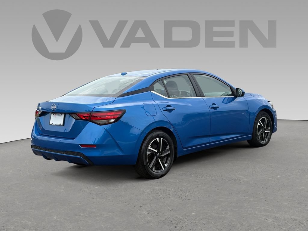 Used 2025 Nissan Sentra SV FWD image 18