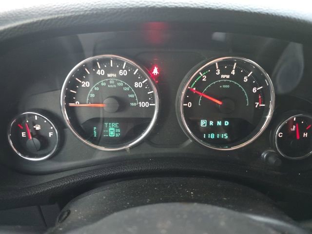 Used 2013 Jeep Wrangler Unlimited Sahara w/ Connectivity Group image 9