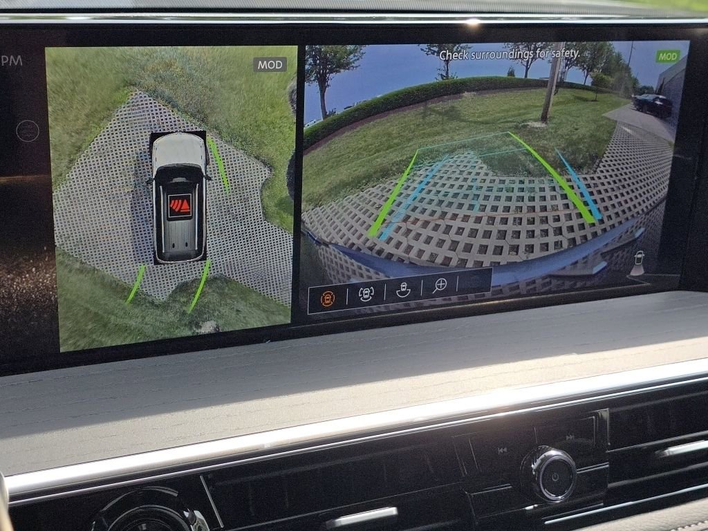 New 2025 INFINITI QX80 Sensory image 8