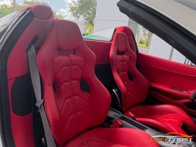 Used 2014 Ferrari 458 Spider RWD image 30