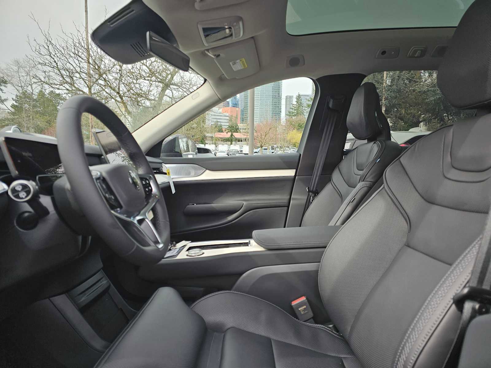 New 2026 Volvo EX90 Ultra image 23