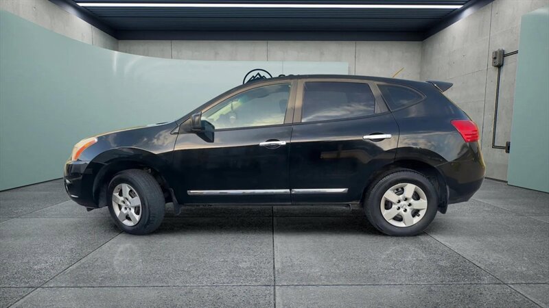Used 2012 Nissan Rogue S image 2