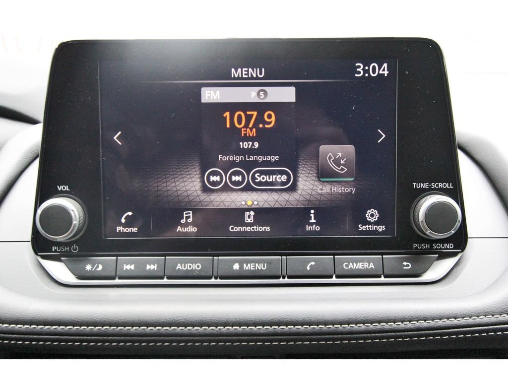 Used 2025 Nissan Rogue S FWD image 22