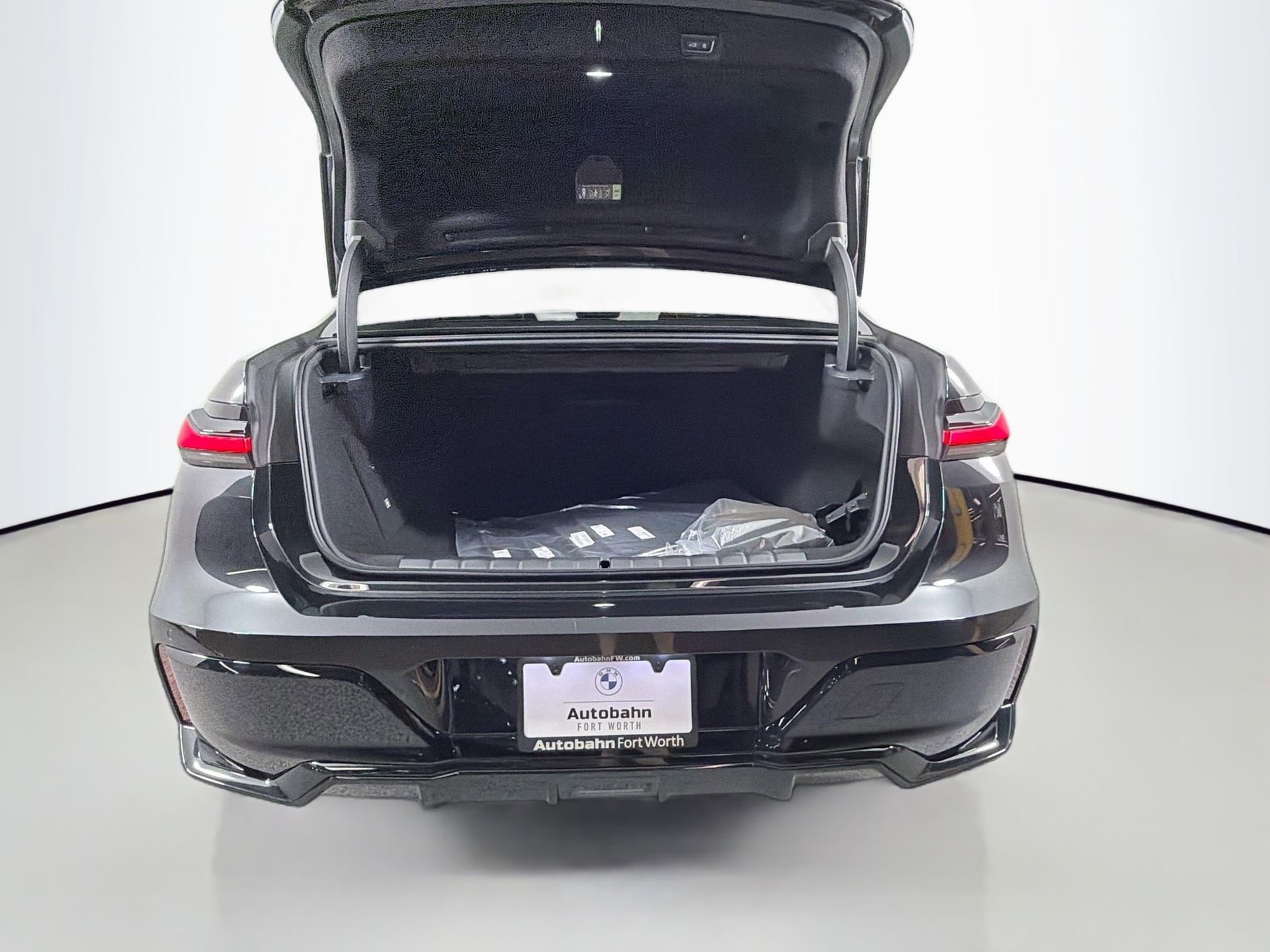 New 2026 BMW i7 xDrive60 image 26