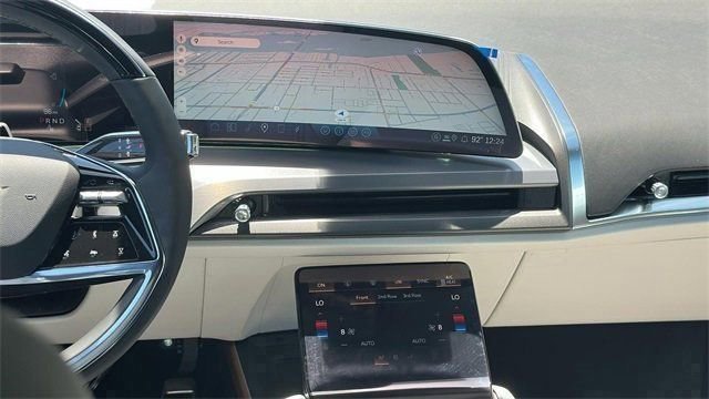 New 2026 Cadillac Vistiq Luxury image 17