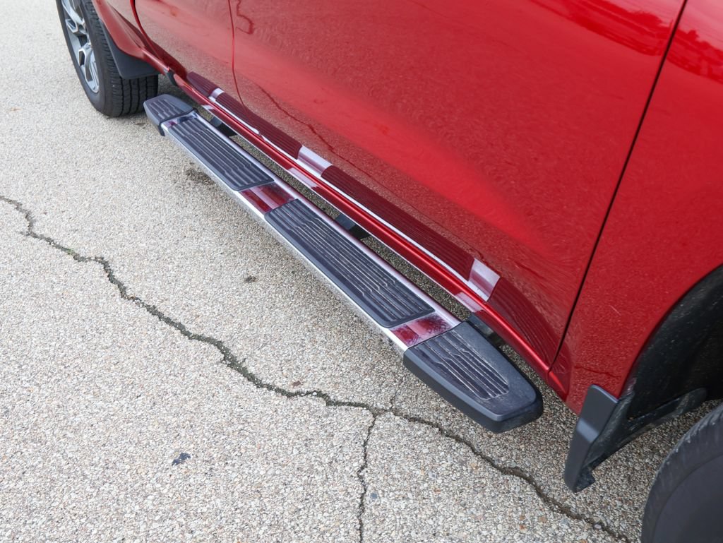 Used 2024 Chevrolet Silverado 1500 LT AWD/4WD image 7