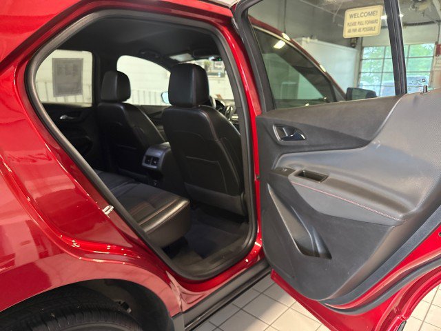Used 2023 Chevrolet Equinox RS AWD/4WD image 26