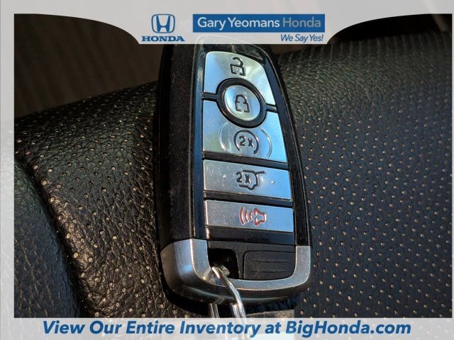 Used 2020 Ford Expedition XLT w/ Equipment Group 202A AWD/4WD image 36