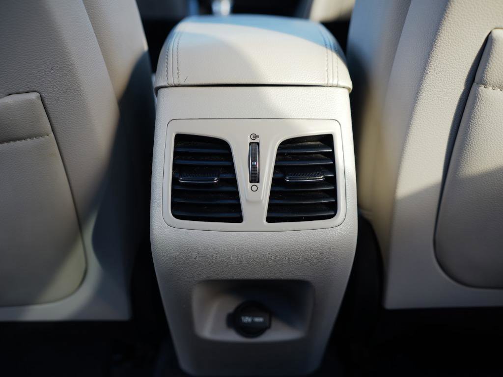 Used 2015 Hyundai Sonata Limited w/ Option Group 06 image 21