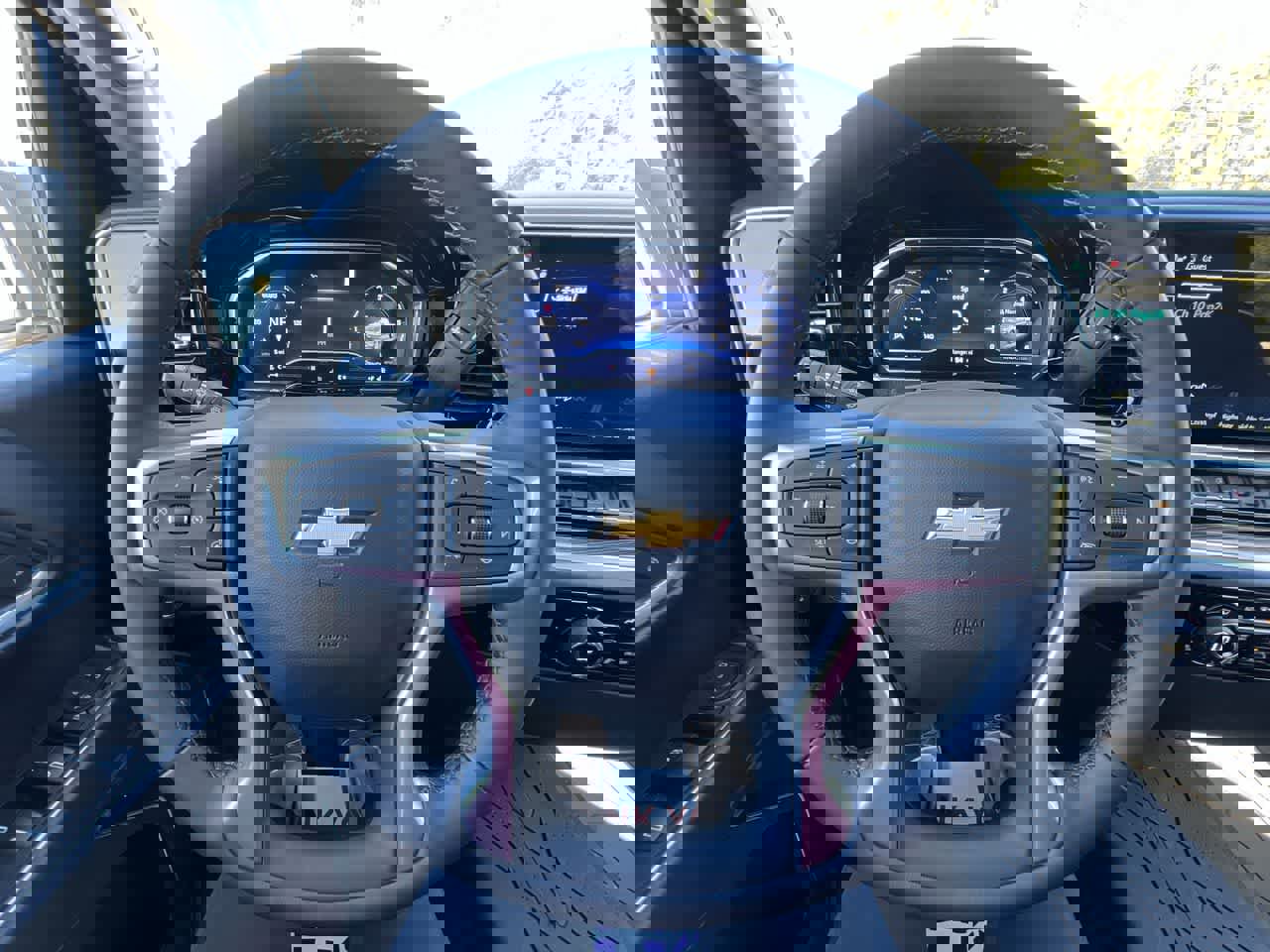 Used 2022 Chevrolet Silverado 1500 LT w/ Protection Package image 11