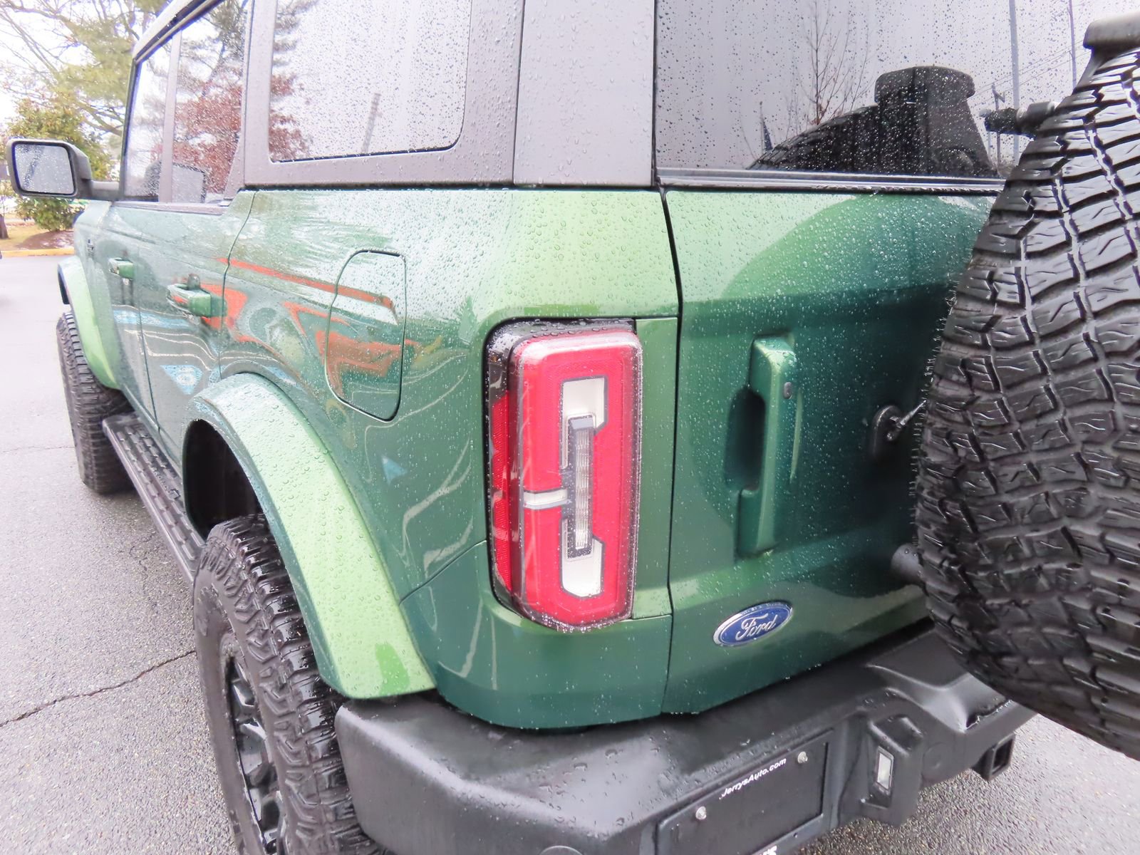 Used 2022 Ford Bronco Outer Banks image 13