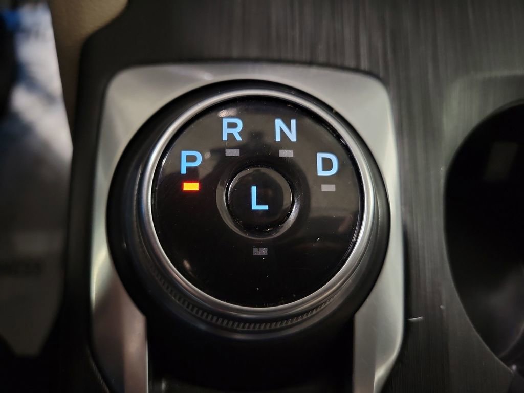 Used 2022 Ford Escape Titanium image 16