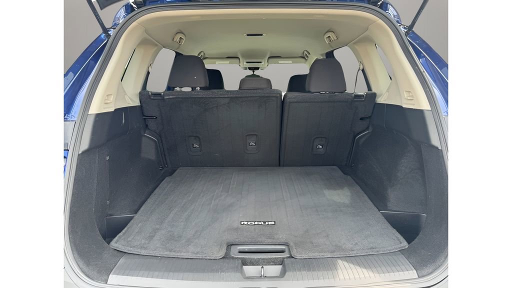 Used 2023 Nissan Rogue S AWD/4WD image 9